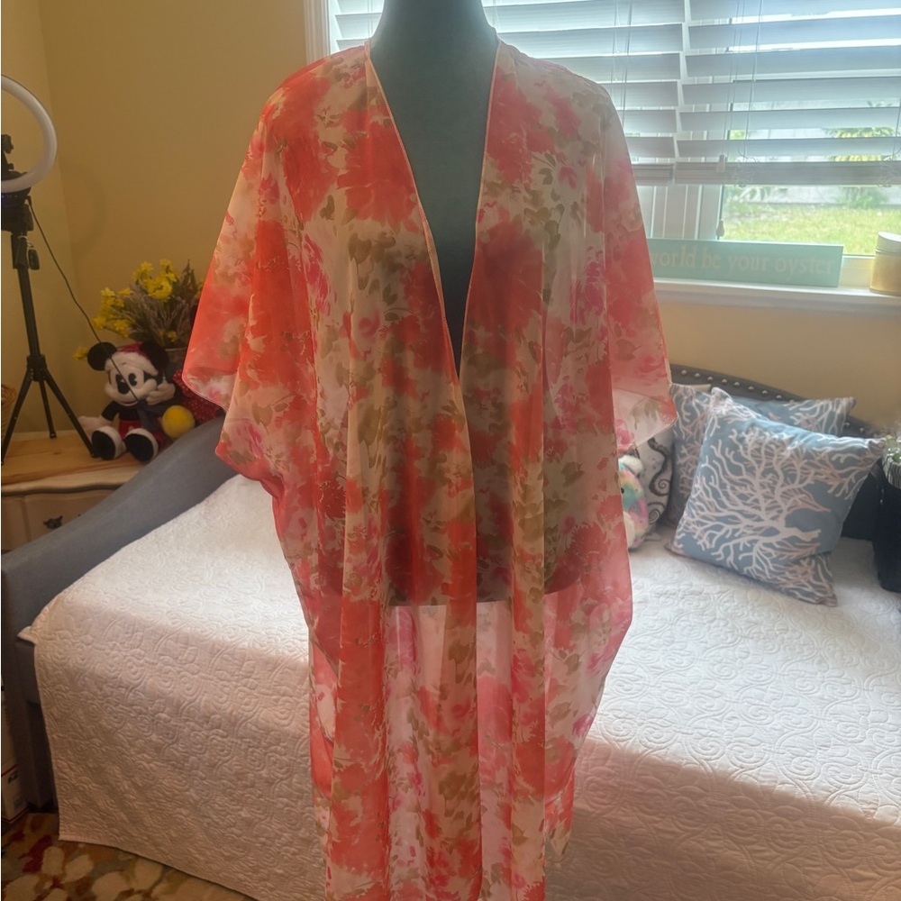 NWT, Hibluco, Floral Kimono Cover-Up - Picture 2 of 9